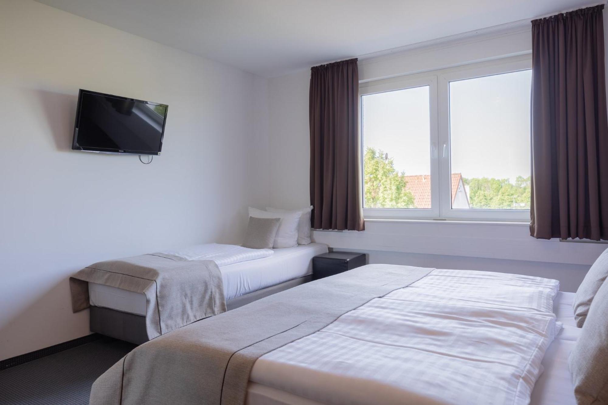 Hotel Aviva Leipzig Bagian luar foto