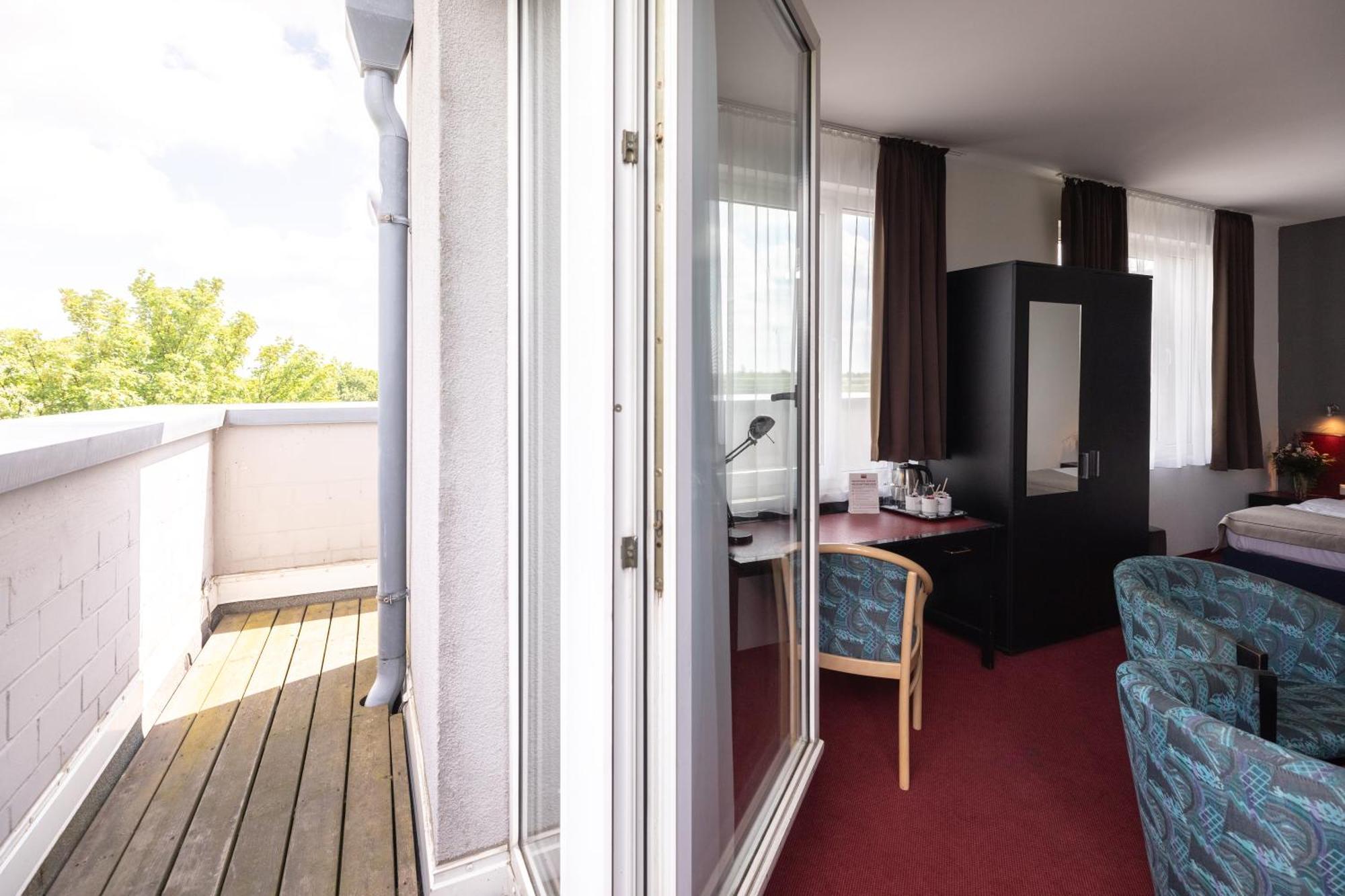 Hotel Aviva Leipzig Bagian luar foto
