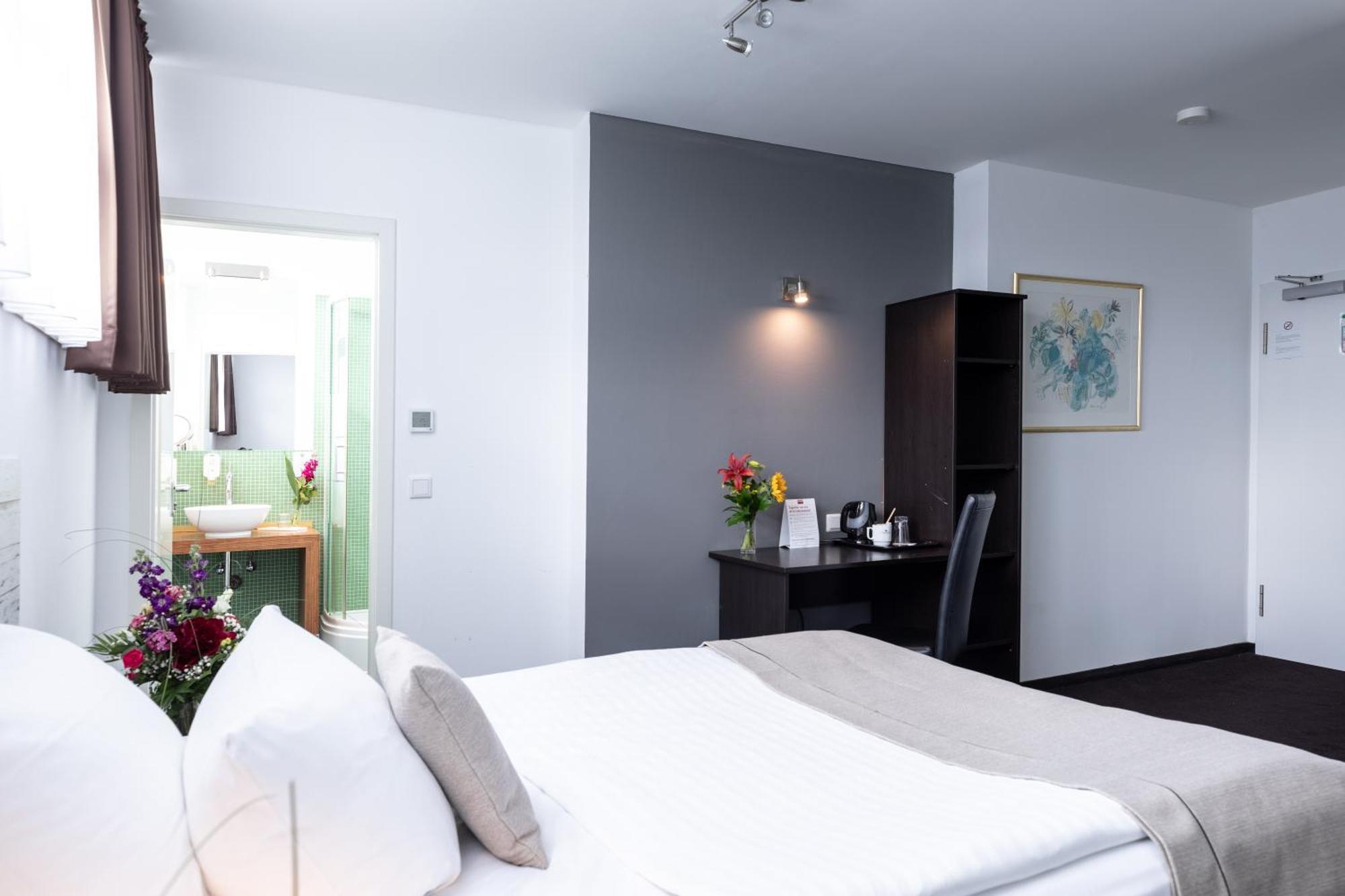 Hotel Aviva Leipzig Bagian luar foto