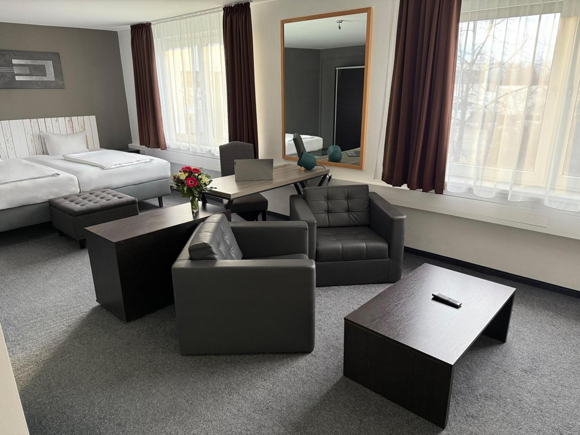 Hotel Aviva Leipzig Bagian luar foto